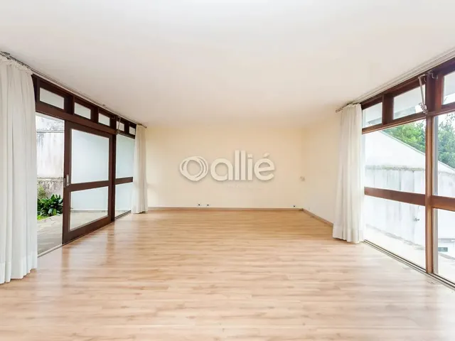 Imagem 14: Casa com 5 Quartos no Batel