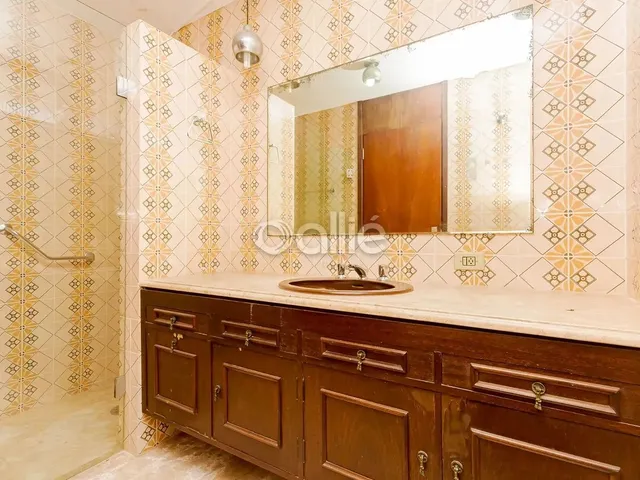 Imagem 12: Casa com 5 Quartos no Batel
