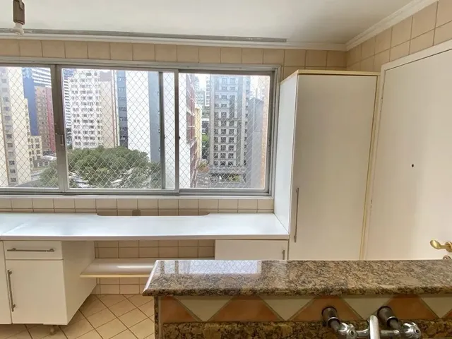 Imagem 15: Lindo Apt no Centro-Batel