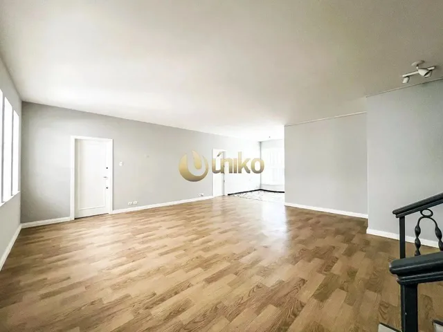 Imagem 7: Casa Comercial Casa com 4 dormitórios