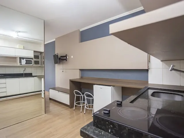 Imagem: Studio Mobiliado no Centro Cívico, com