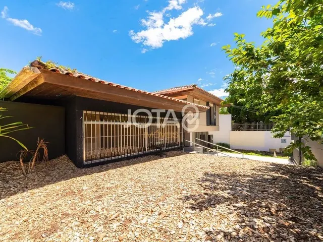 Imagem 4: Oportunidade Comercial no Batel! Casa em Excelente Localização! Excelente Casa