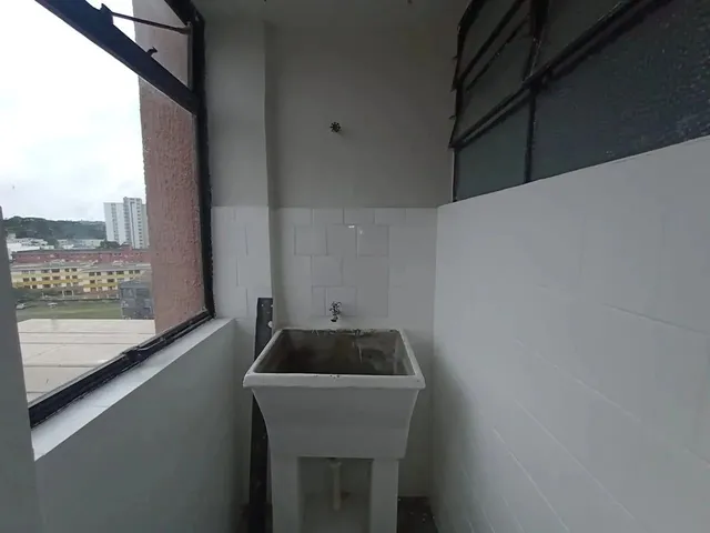 Imagem 4: Apartamento de 2 Quartos no Bairro Centro Cívico
