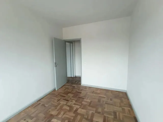 Imagem 5: Apartamento de 2 Quartos no Bairro Centro Cívico
