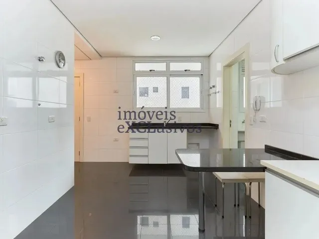 Imagem 16: Apartamento com 4 Dormitórios para Alugar, 297 M² por R$ 6.000/Mês - Batel