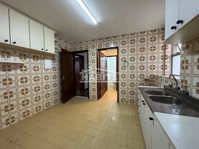 Imagem 8: Apartamento com 3 Dormitórios À Venda com 168M² no Bairro Cabral - Curitiba / Pr