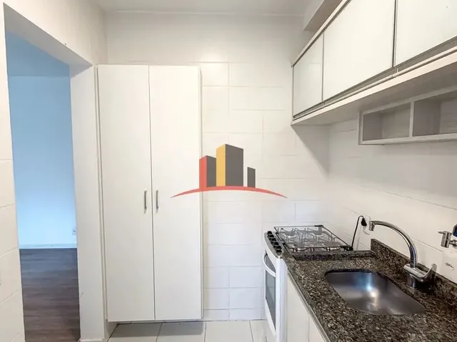 Imagem 2: Imóvel para Aluguel Possui 40 Metros Quadrados com 1 Quarto em Centro - Curitiba - Pr