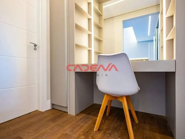 Imagem 5: Apartamento com 3 Quartos e 1 Vaga para Aluguel no Batel