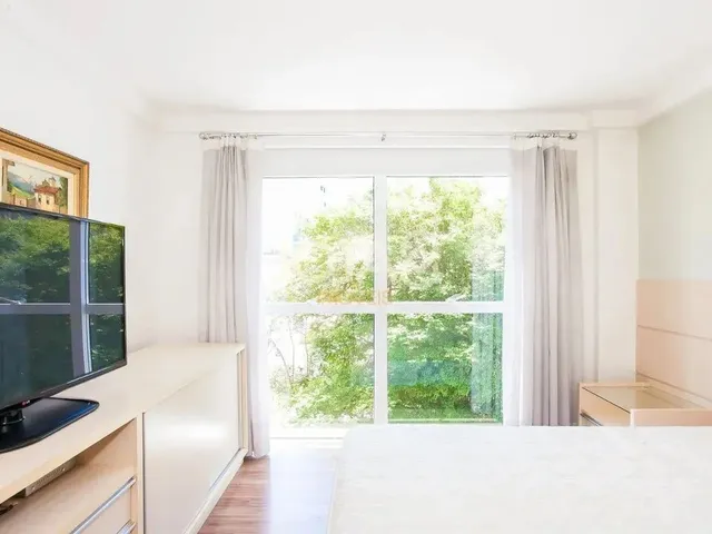 Imagem 2: Apartamento com 3 Dormitórios no Ahú Apartamento com 3 Dormitórios no Ahú - Jota8