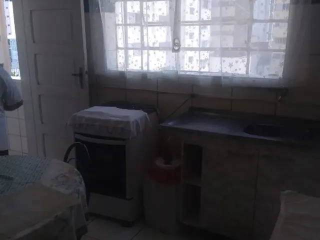 Imagem 3: Quarto Mobiliado no Centro, Próximo Muffato da Rua XV