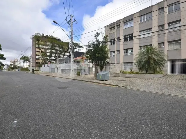 Imagem 15: Imobiliaria Juvevê Aluga Apto Ultimo Andar 2 Dormit Ahu Cabral Centro Civico Prx