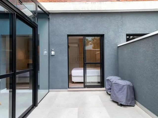 Imagem 10: Apartamento com 1 Dormitório À Venda com 35M² - Curitiba / Pr
