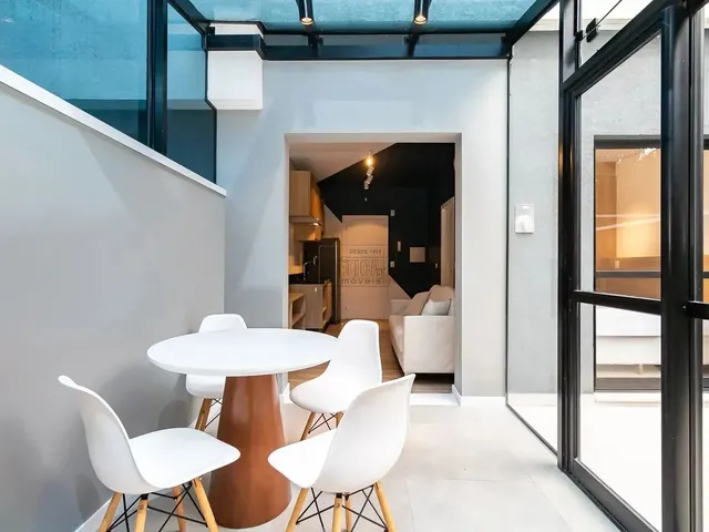 Imagem 7: Apartamento com 1 Dormitório À Venda com 35M² - Curitiba / Pr