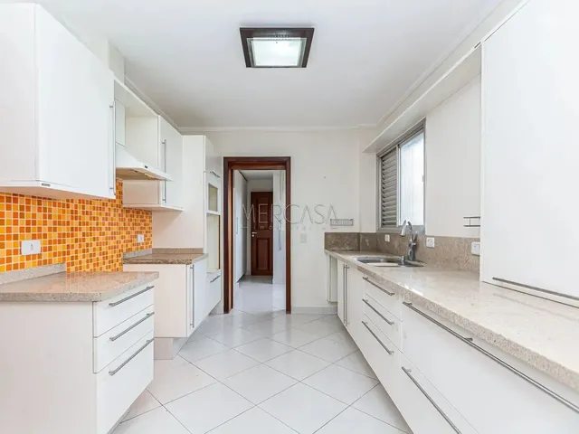 Imagem 3: Super Apartamento Amplo no Centro da Cidade