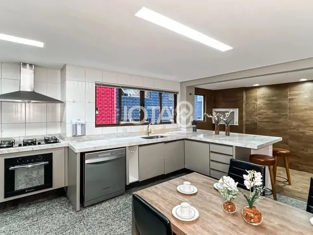 Imagem 11: Apartamento Mobiliado com 4 Dormitórios Apartamento Mobiliado com 4 Dormitórios no Batel