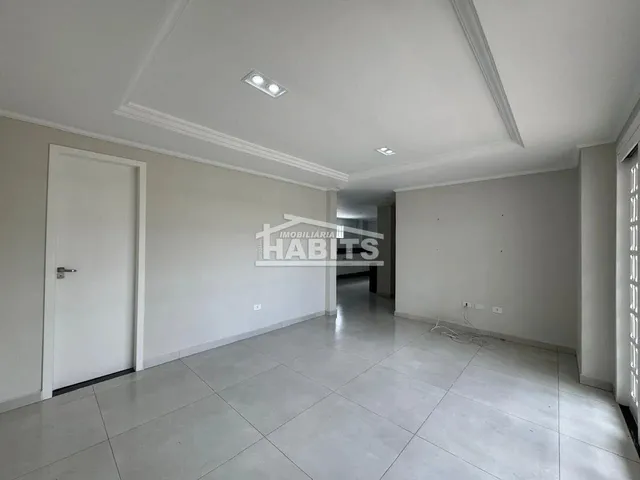 Imagem 8: Sobrado com 3 Dormitórios À Venda com 190M² no Bairro Mercês - Curitiba / Pr