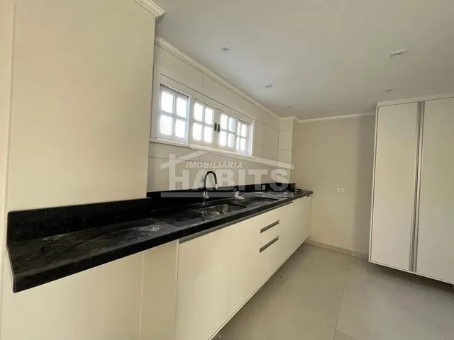 Imagem 16: Sobrado com 3 Dormitórios À Venda com 190M² no Bairro Mercês - Curitiba / Pr