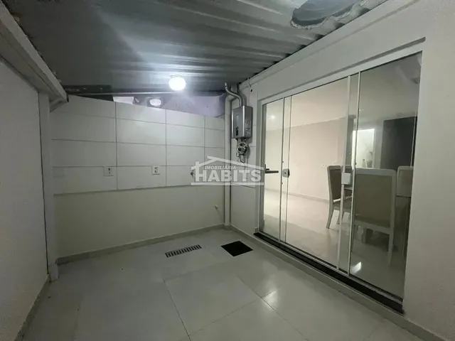 Imagem 5: Sobrado com 3 Dormitórios À Venda com 190M² no Bairro Mercês - Curitiba / Pr