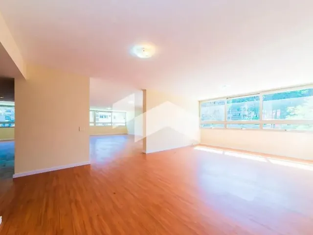 Imagem 9: Apartamento com 380 M², 4 Quartos Sendo 2 Suítes para Alugar no Bairro Batel