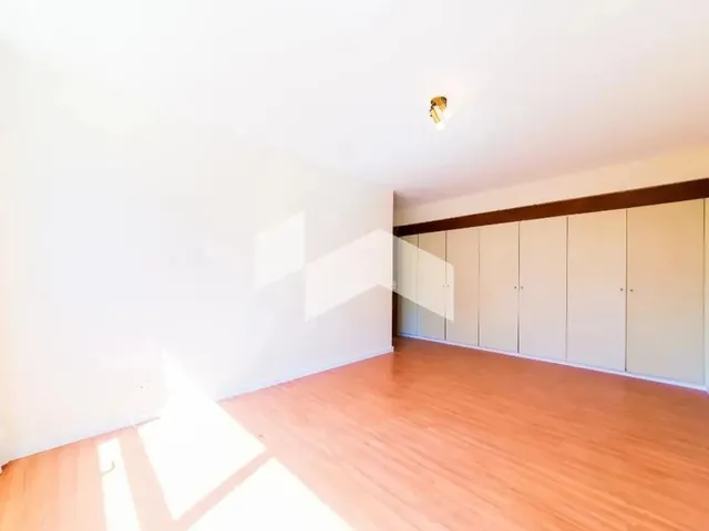 Imagem 5: Apartamento com 380 M², 4 Quartos Sendo 2 Suítes para Alugar no Bairro Batel