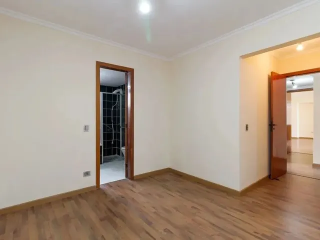 Imagem 7: Apartamento com 3 Quartos para Alugar por R$ 4000.00, 181.94 M2 - Batel - Curitiba/Pr