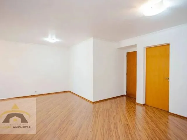 Imagem 16: Apartamento com 3 Dormitórios para Alugar, 96 M² por R$ 3.490,00/Mês - Bigorrilho
