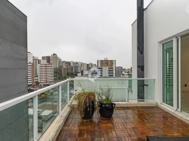 Imagem 6: Uma Jacuzzi para Curtir o Verão e o Inverno