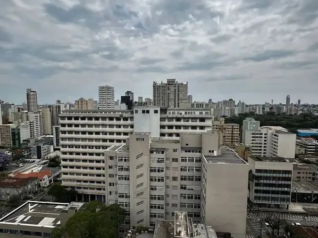 Imagem 9: Vendo/Alugo Apt 2 Qts Centro Curitiba