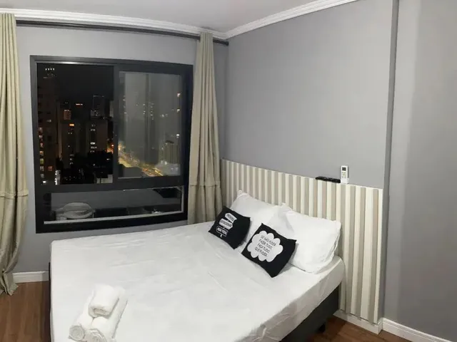 Imagem 1: Kitnet/ Studio com 1 Quarto(S) e 1 Banheiro(S) para Alugar, 18 M² por R$ 2650 / Mês