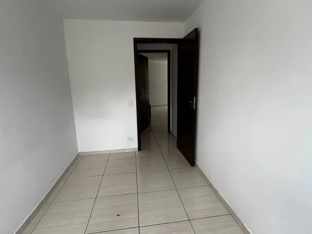 Imagem 10: Imóvel para Aluguel Possui 90 Metros Quadrados com 3 Quartos em São Francisco