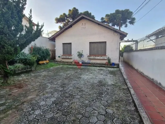 Imagem 1: Excelente Casa Comercial no São Francisco Ideal para Escritórios e Clínicas
