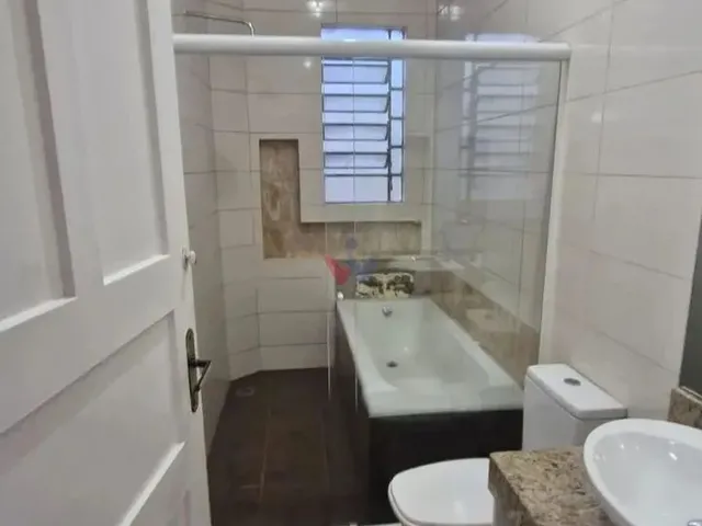 Imagem 10: Excelente Casa Comercial no São Francisco Ideal para Escritórios e Clínicas