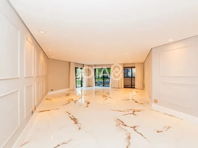 Imagem 2: Apartamento Amplo em Um Ícone no Batel! Apartamento 5 Quartos no Batel - J8