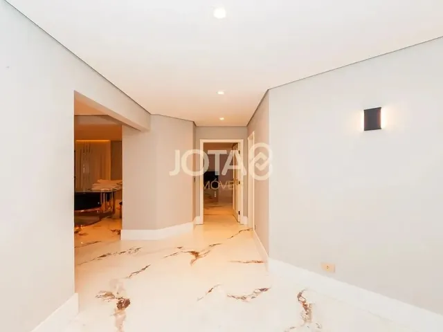 Imagem 7: Apartamento Amplo em Um Ícone no Batel! Apartamento 5 Quartos no Batel - J8