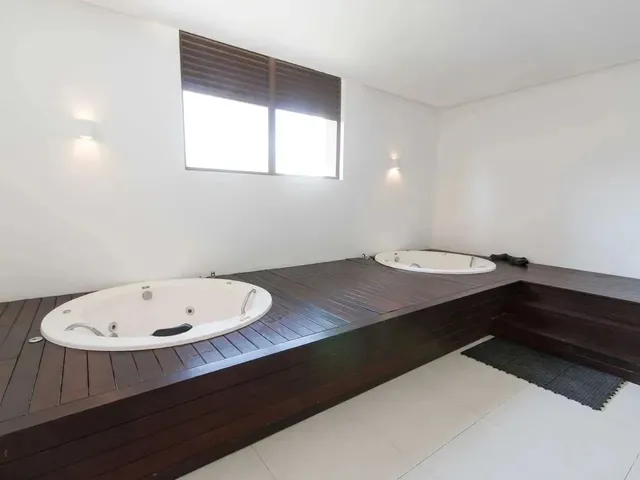 Imagem 3: Studio Mobiliado com Piscina Aquecida e Lazer Completo na Av. Sete de Setembro