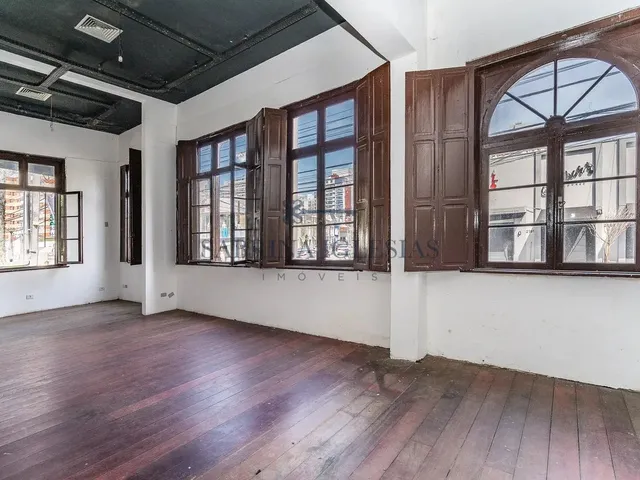 Imagem 1: Casa Comercial na Melhor Localização do Batel