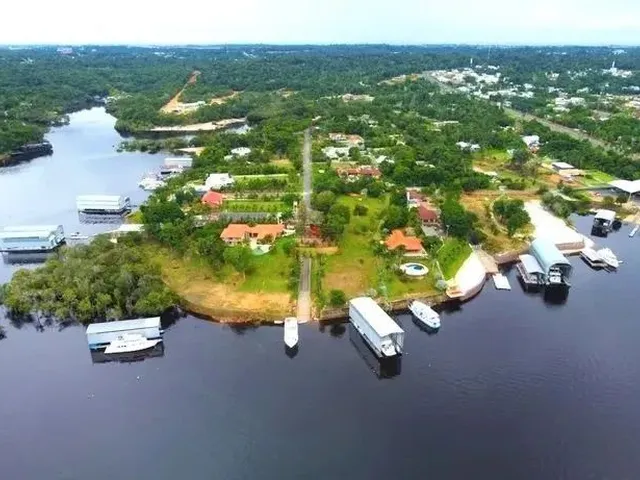 Imagem 4: Lote Cond . Porto Tarumã , 900M²