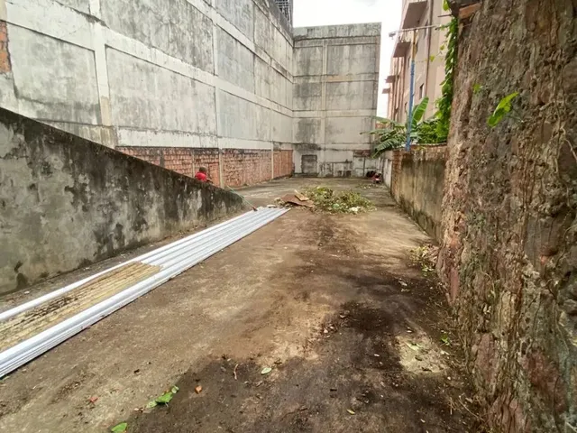 Imagem 2: Terreno. Ao Lado do Tr do Trabalho