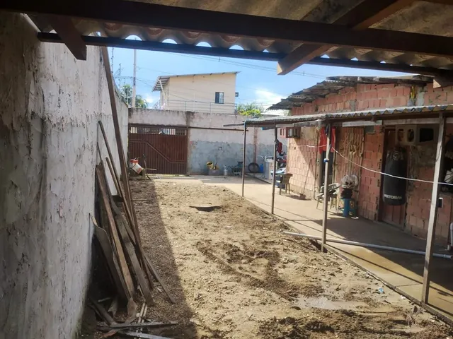 Imagem: Terreno 10X20 Murado - 2 Cômodos Construídos