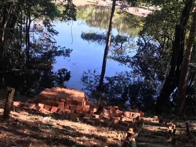 Imagem: Terreno na Beira do Rio