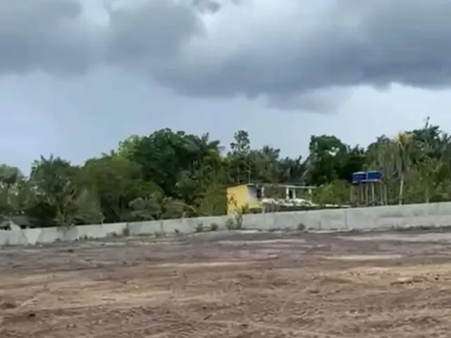 Imagem: Alugo Terreno no Tarumã - 100X50M Murado