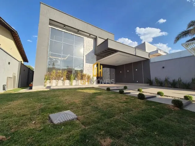Imagem: A casa possui 4 Dormitórios, 4 Suítes, 5 Banheiros, 4
