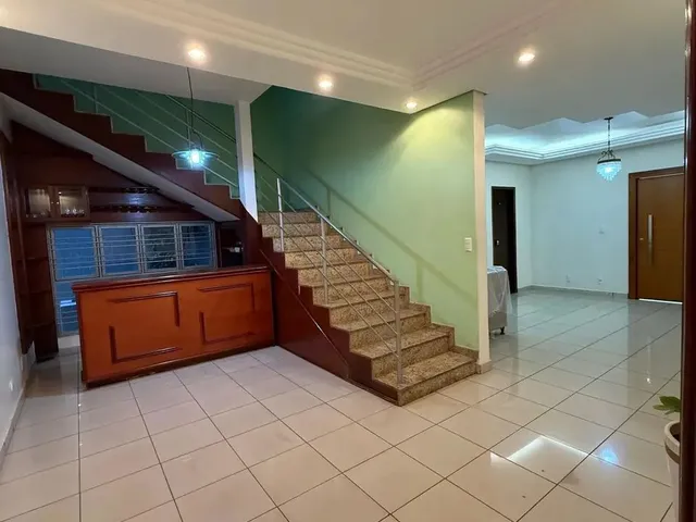 Imagem 13: Sobrado de 04 Súites na Rua C-54 Sol Nascente/Sudoeste Casa de Rua com 4 Quarto(S) e 5