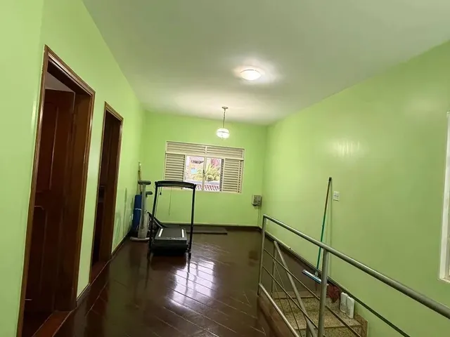 Imagem 2: Sobrado de 04 Súites na Rua C-54 Sol Nascente/Sudoeste Casa de Rua com 4 Quarto(S) e 5