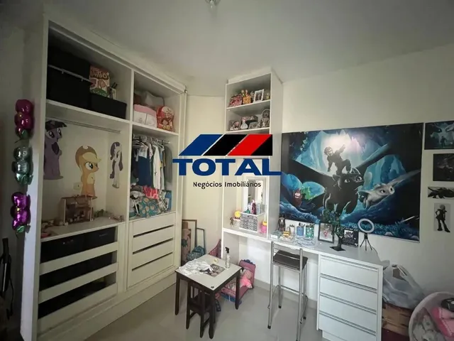 Imagem 2: Casa com 03 Quartos, Sendo 02 Suítes, Churrasqueira, Armários Garagem para 04 Carros No