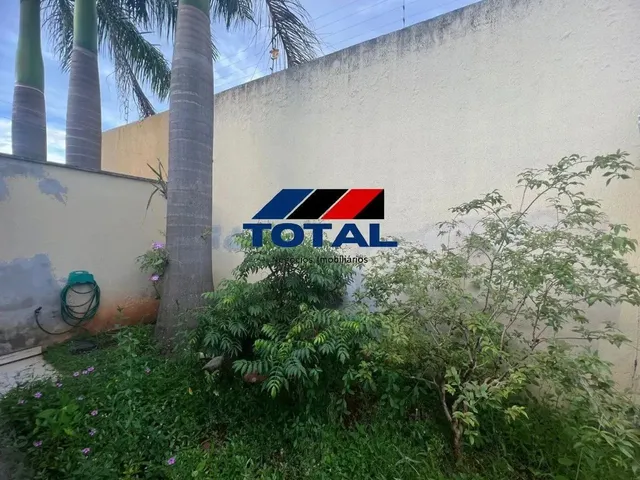 Imagem 3: Casa com 03 Quartos, Sendo 02 Suítes, Churrasqueira, Armários Garagem para 04 Carros No