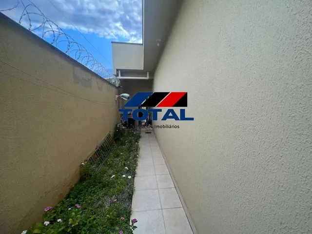 Imagem 14: Casa com 03 Quartos, Sendo 02 Suítes, Churrasqueira, Armários Garagem para 04 Carros No