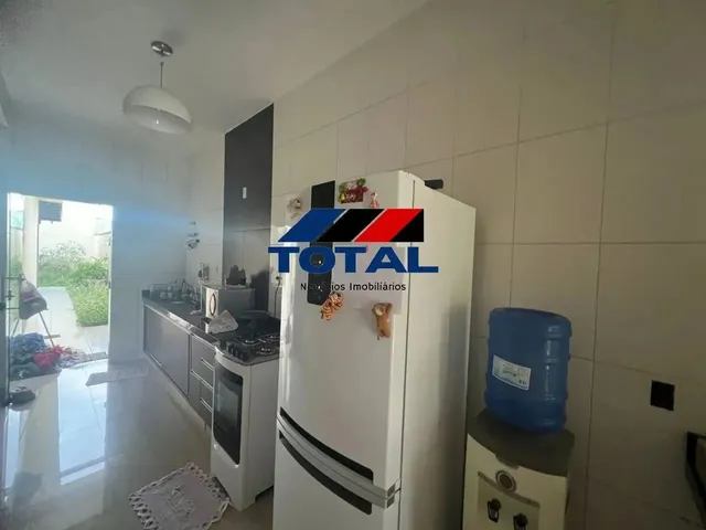 Imagem 7: Casa com 03 Quartos, Sendo 02 Suítes, Churrasqueira, Armários Garagem para 04 Carros No