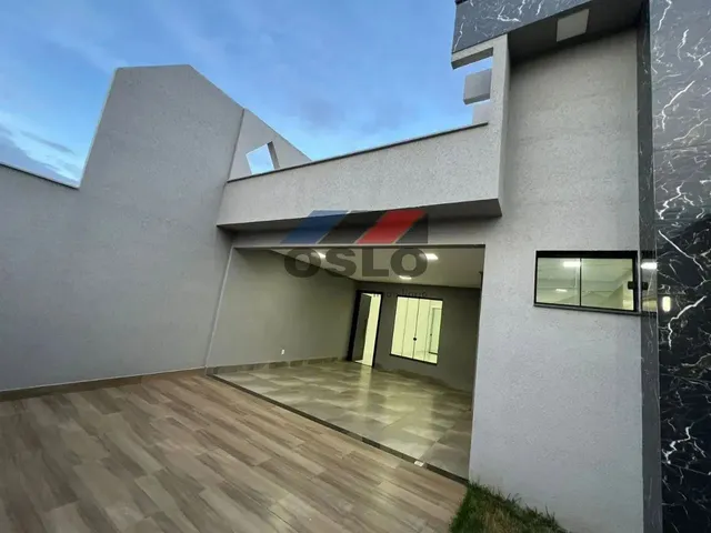 Imagem: Casa com 03 Suites Plenas, Piscina, Armarios
