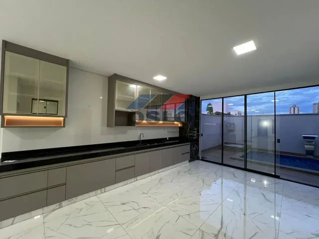 Imagem 15: Casa com 03 Suites Plenas, Piscina, Armarios, Garagem Coberta na Vila Rosa, Proximo Ao Jar